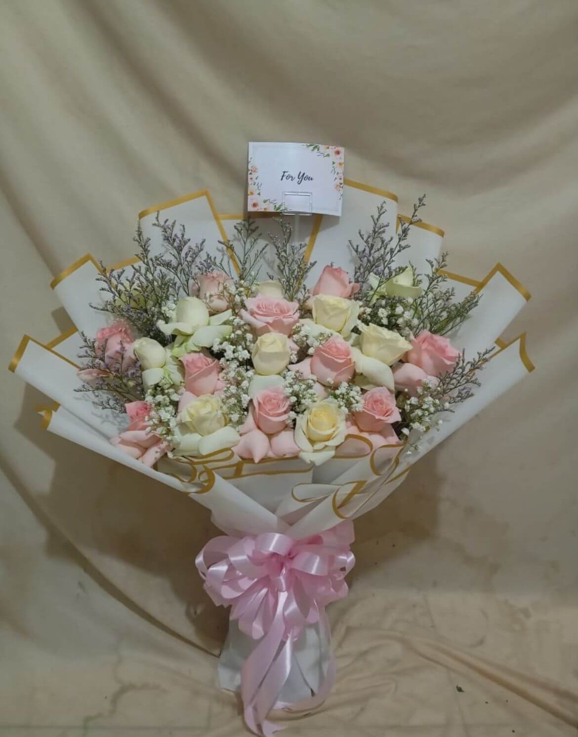 Buket bunga Hari Ibu di Pabuaran Cirebon DANIAH Florist