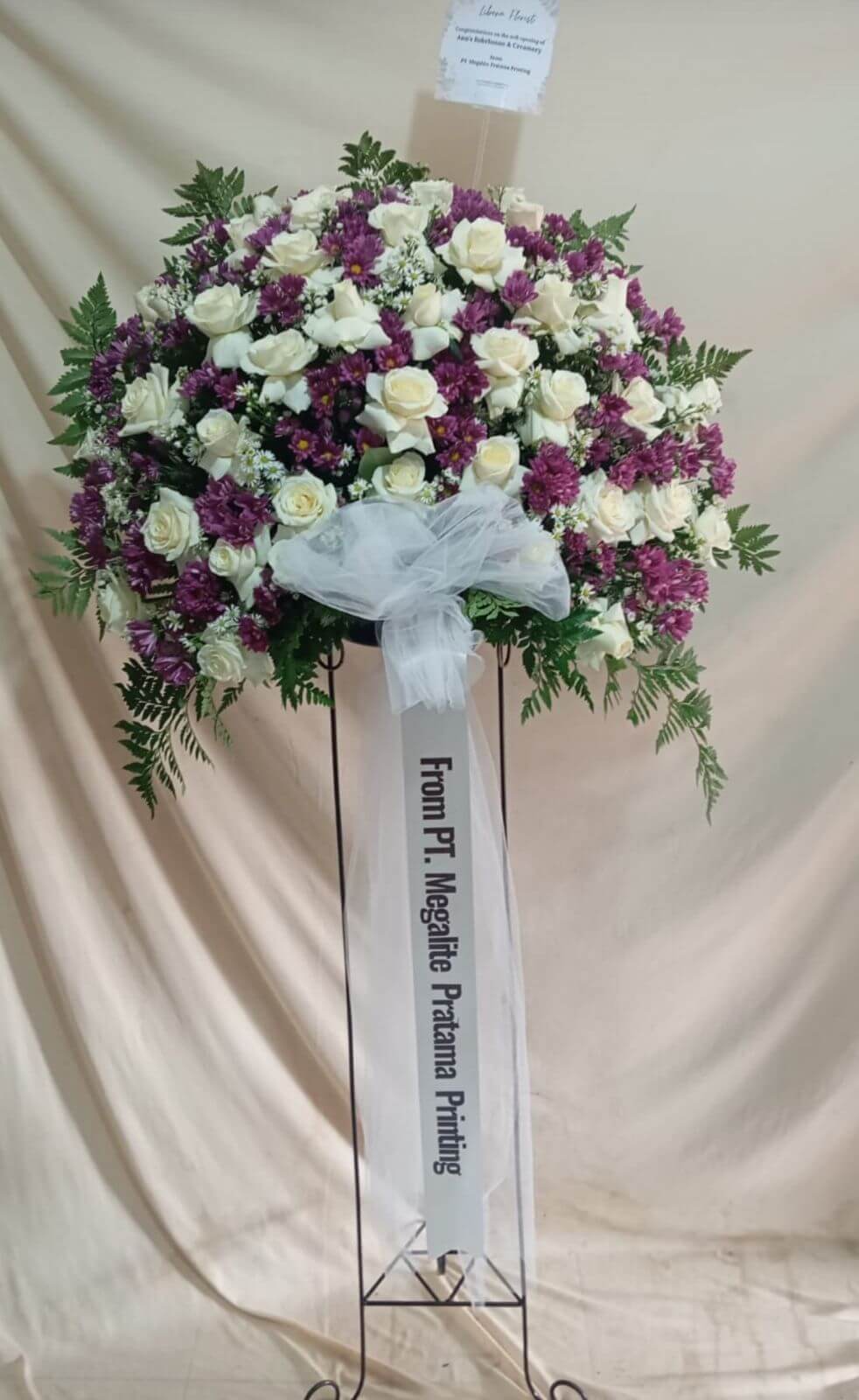 Standing flower Lemahwungkuk Cirebon rangkaian bunga berdiri elegan